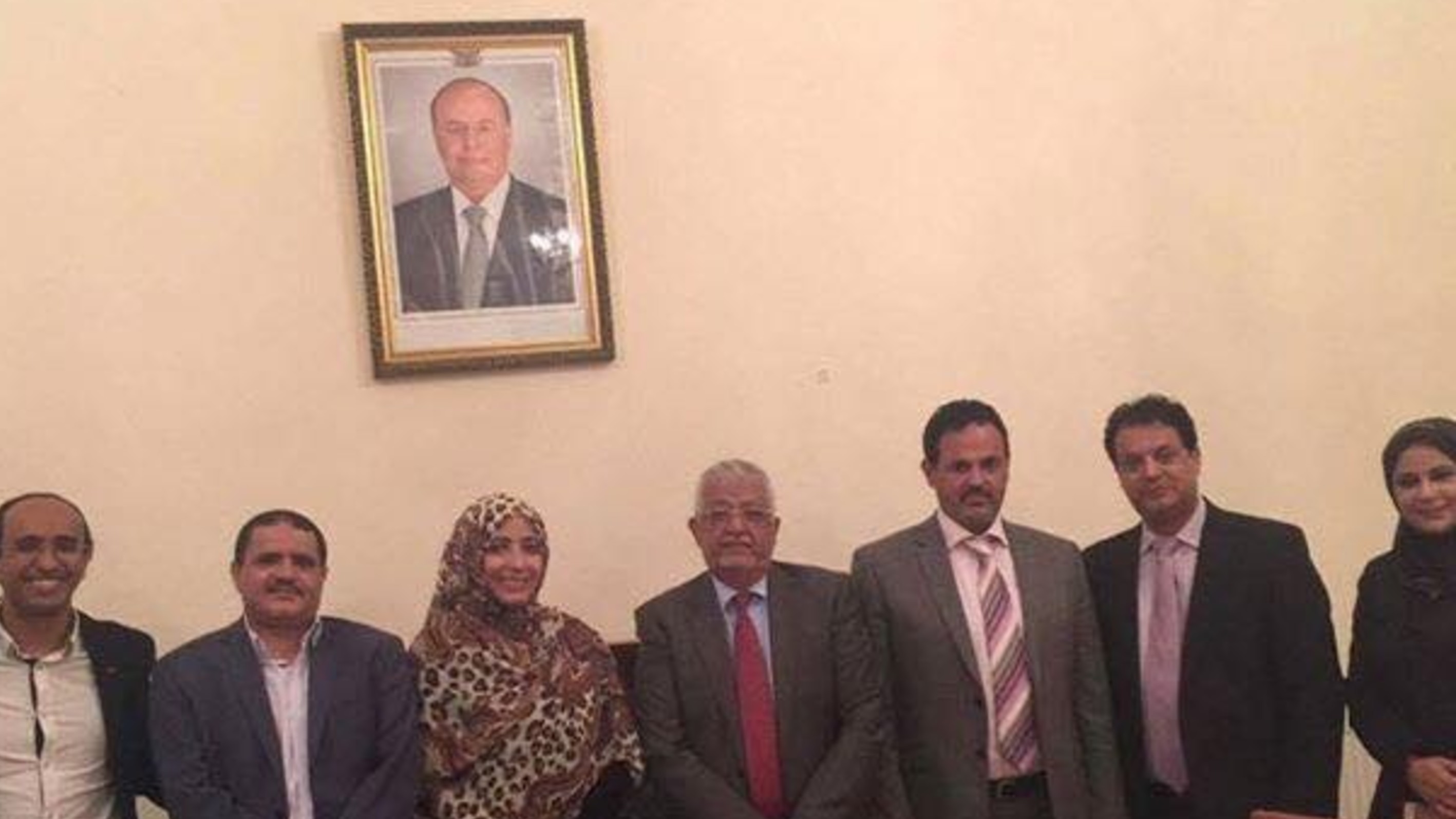 Tawakkol Karman visits Yemeni diplomatic mission in London 